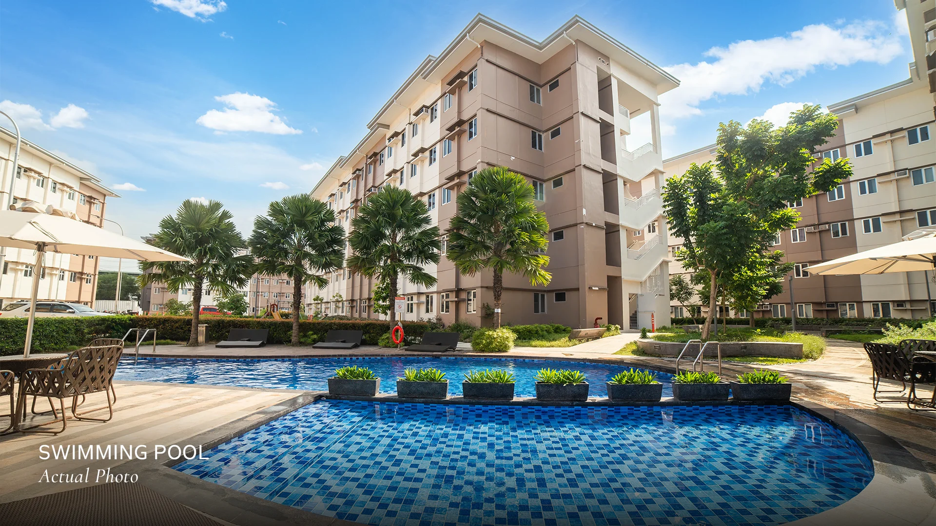 Cheer-Residences-Amenity-Swimming-Pool_3.webp