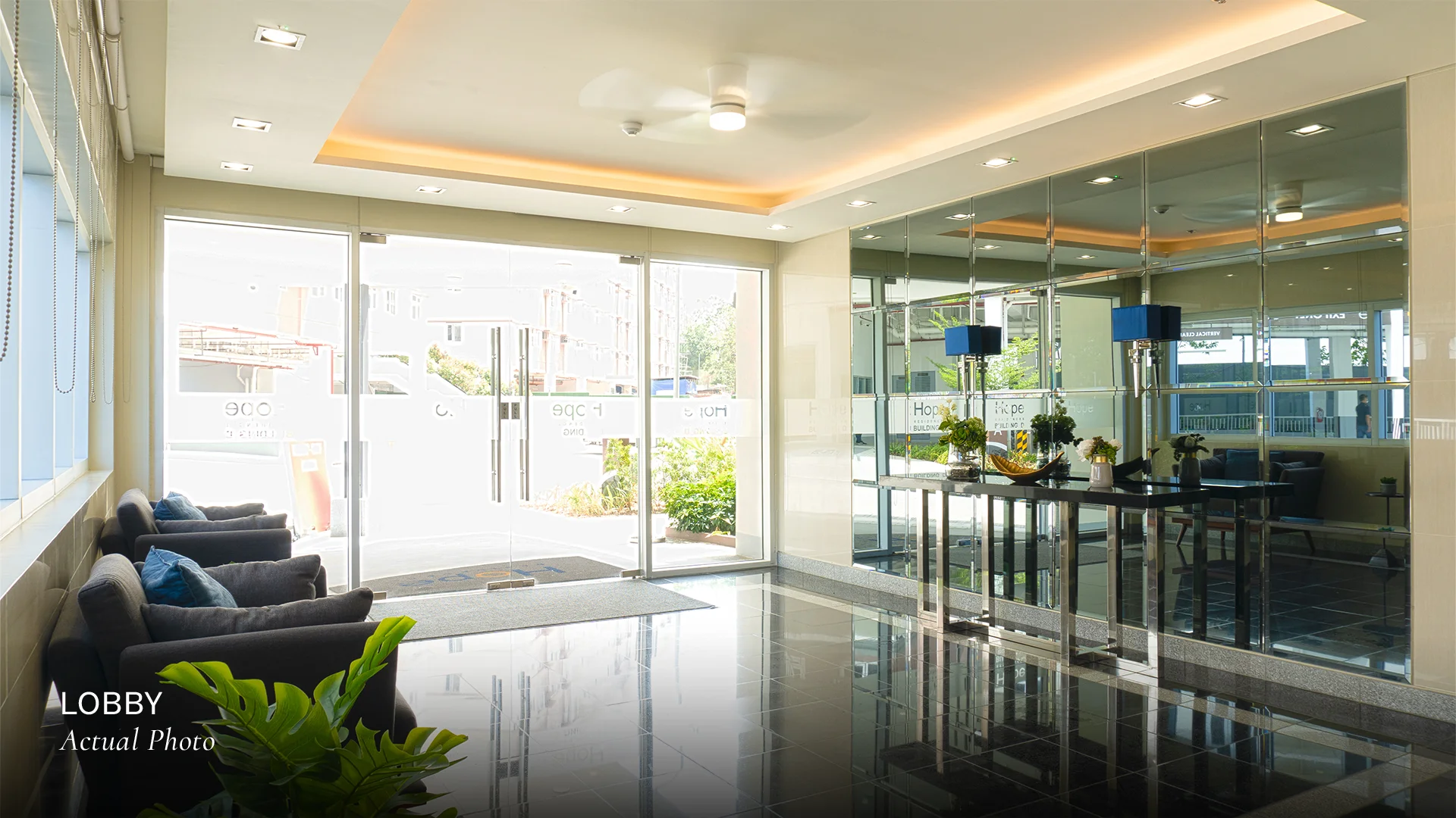 Hope-Residences-Ameneties-Lobby.webp